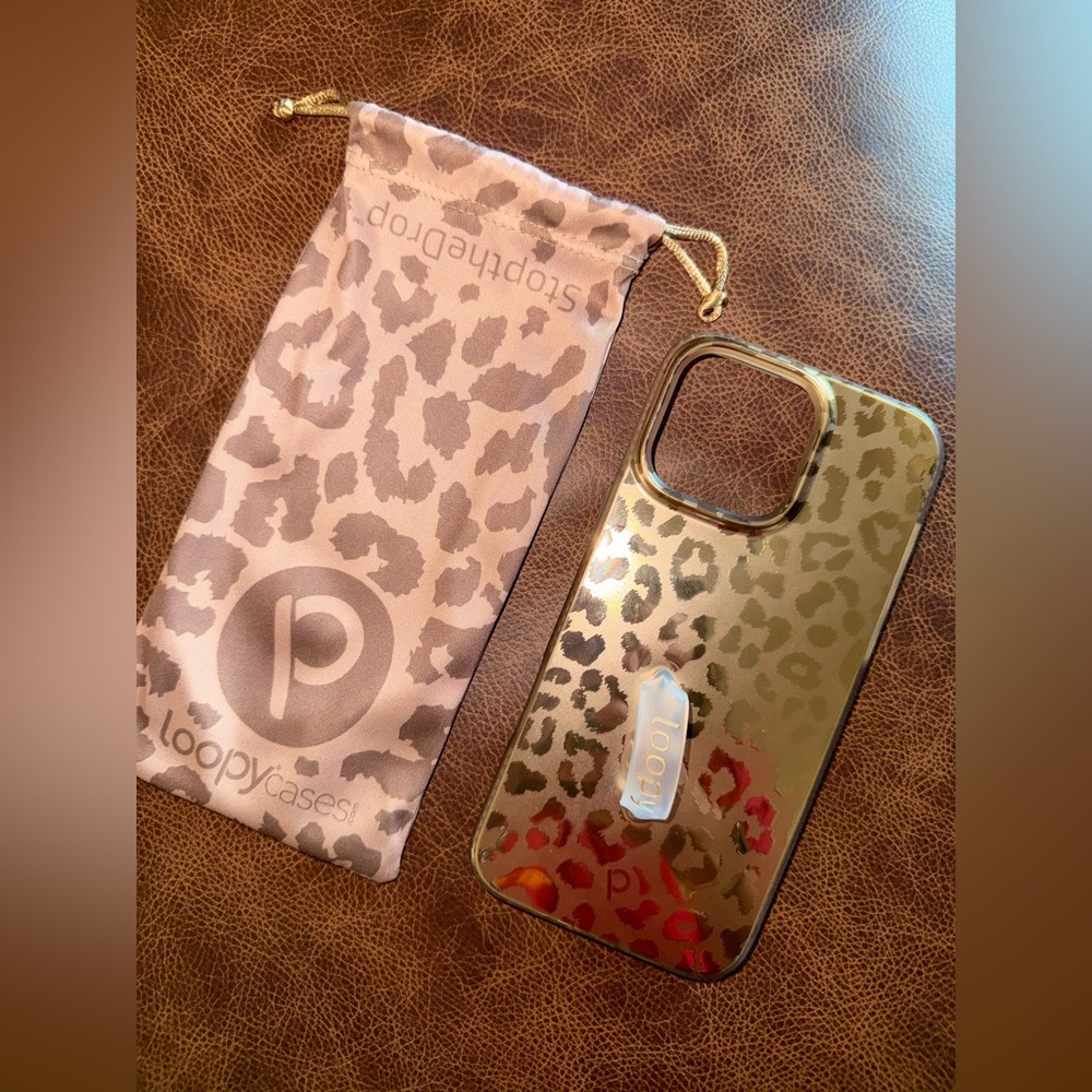 Loopy Case Gold Leopard 16 Pro Max